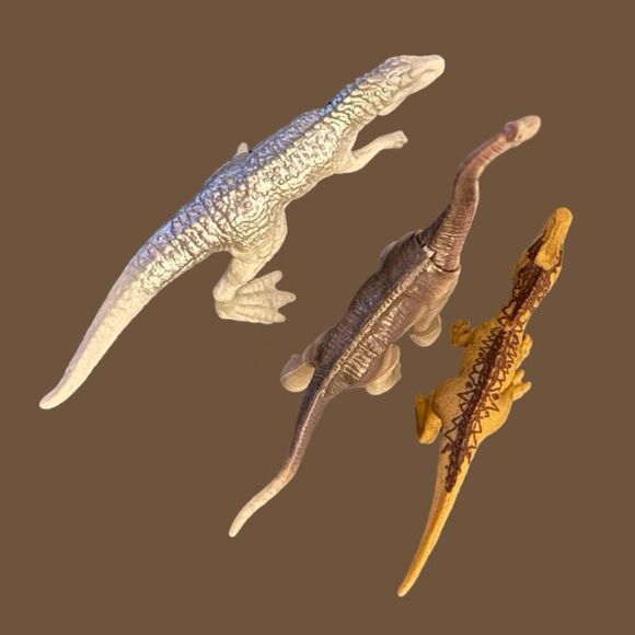 Jurassic World Dino Rivals Extreme Attack Chompin Suchomimus & Spinosaurus B4 - Picture 2 of 7